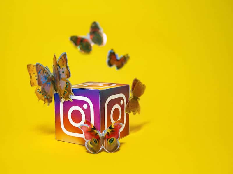  Social Butterflies Respond to Social Advertising